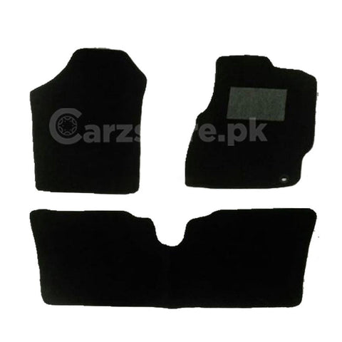 Toyota Yaris Carpet Floor Mats