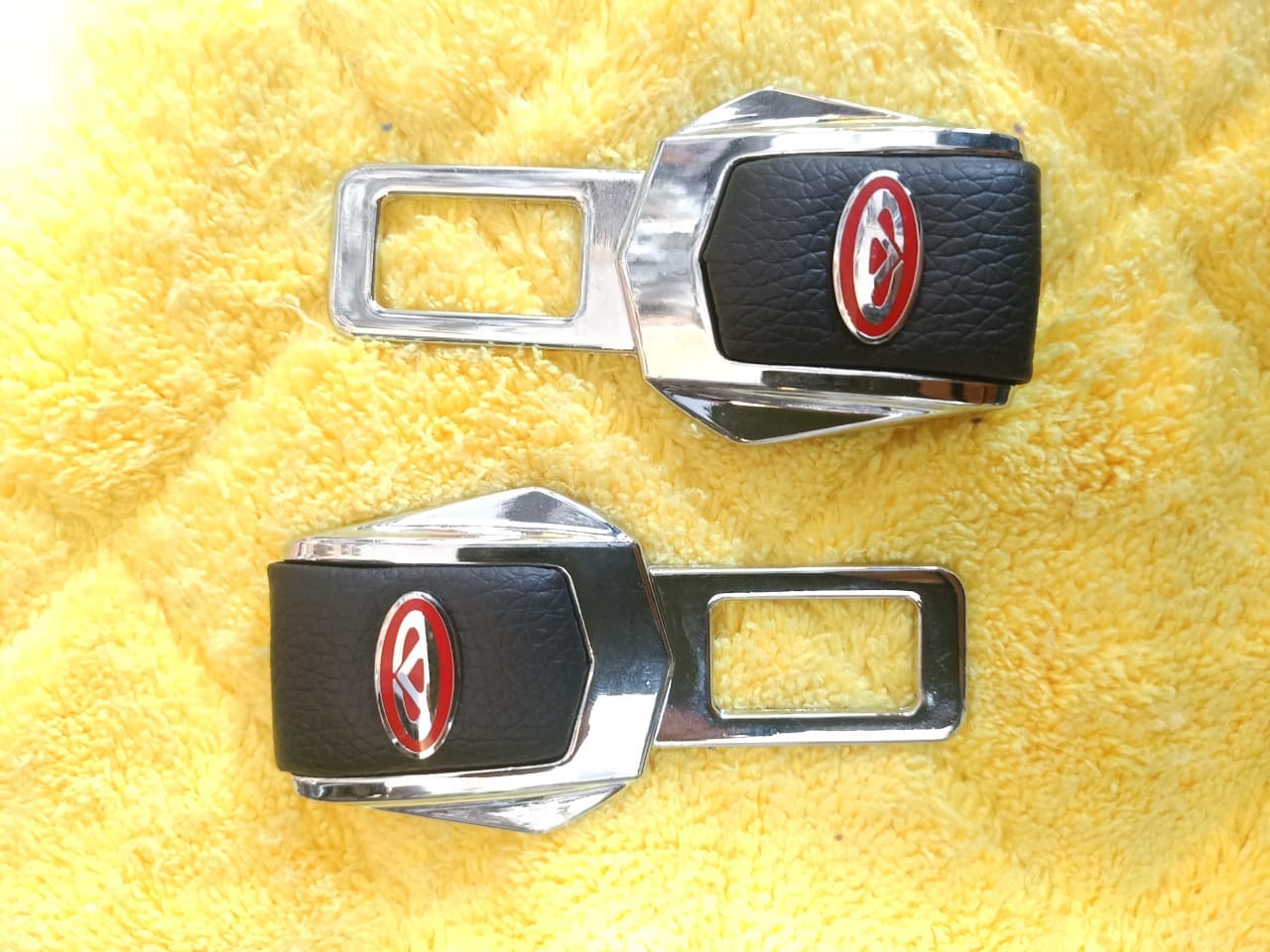 Metal Seat Belt Clips